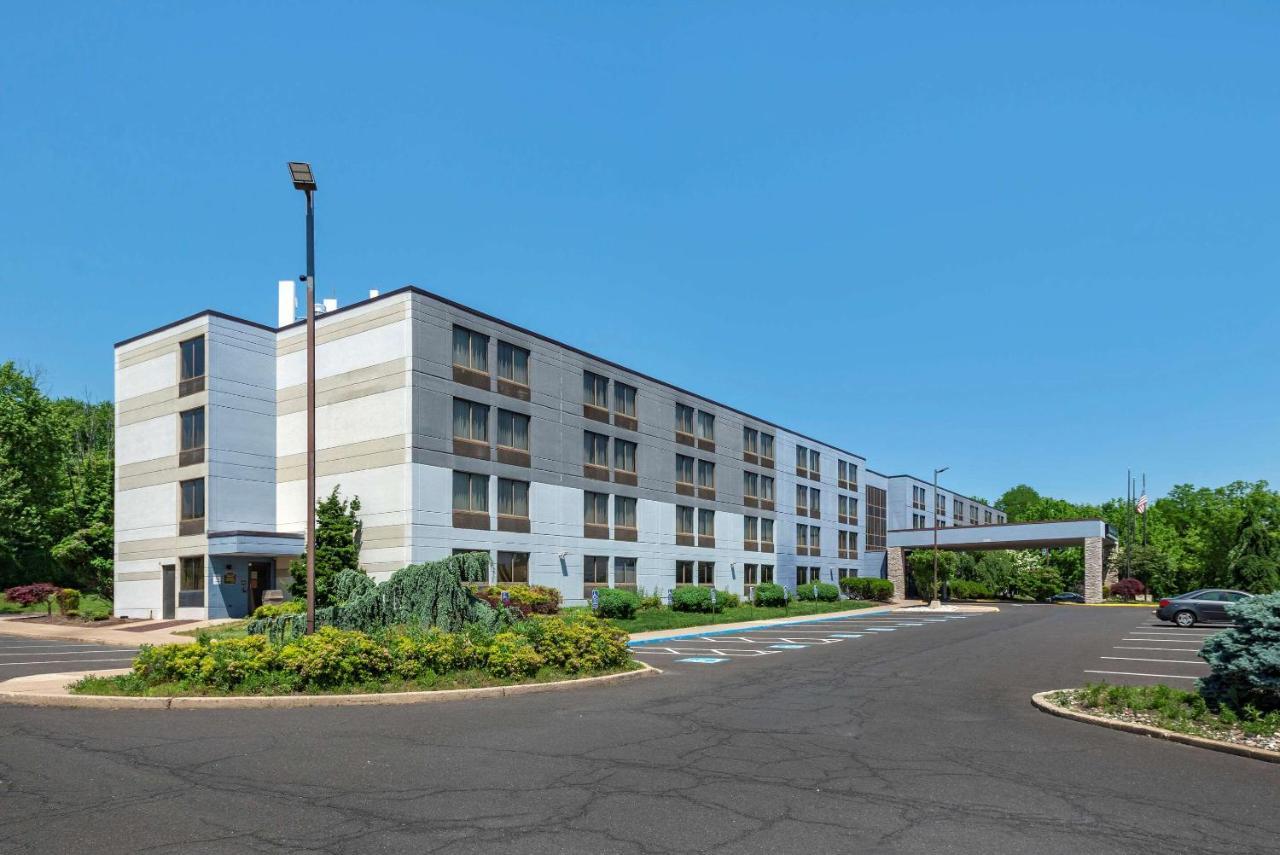 Mainstay Suites Horsham - Philadelphia Exterior photo